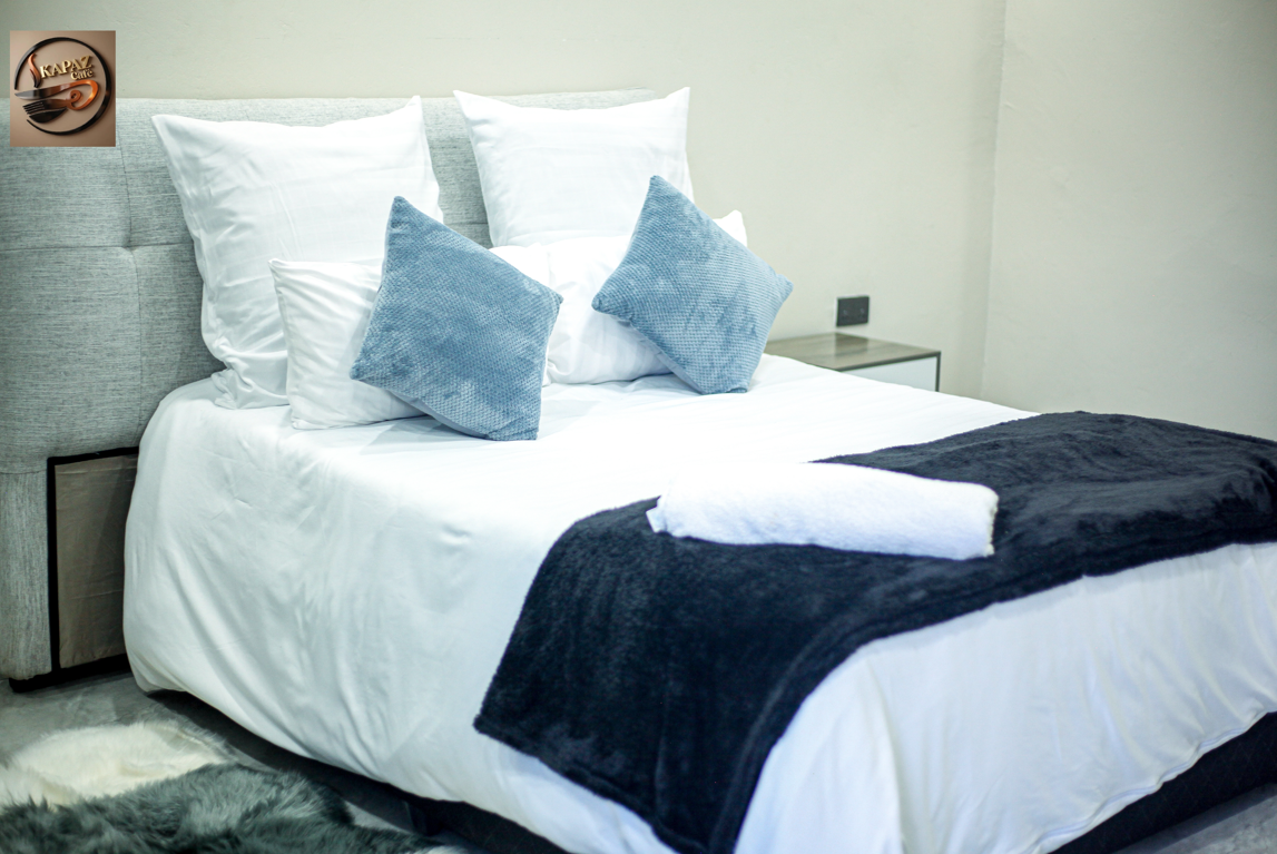 Room room 1